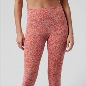 Athleta Salutation stash pocket 2